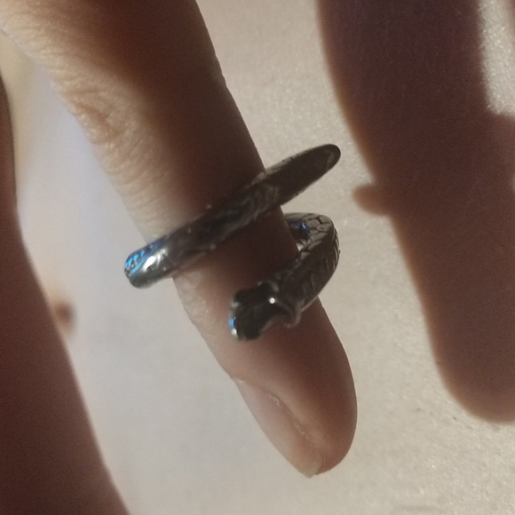 Small Snake serpent ring - Picture 2 of 3